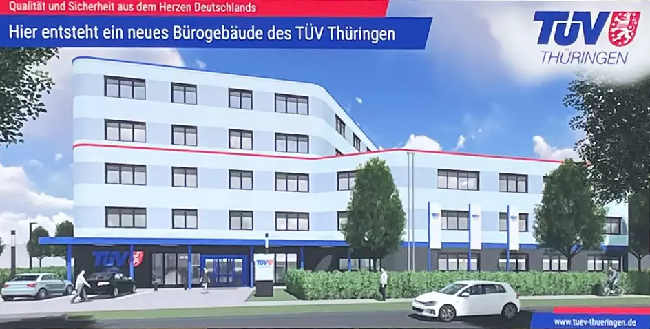 Spatenstich am Urbicher Kreuz: TÜV Thüringen baut neues Bürogebäude für über 100 Mitarbeiter in Erfurt