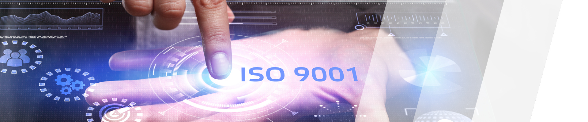 Beratung ISO 9001 Virtueller Impuls auf einer Hand mit der Aufschrift ISO 9001